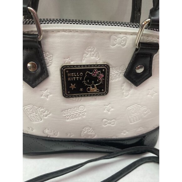 Hello Kitty Black & White Mini Crossbody Bag detachable strap & accessories NWOT - Picture 3 of 9